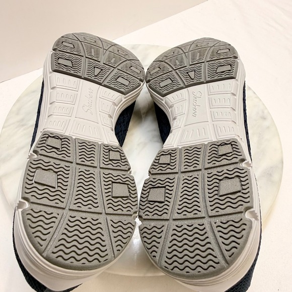 Skechers Classic Fit Air Cooled Memory Foam Slips On Navy 49481 Women Sz 9.5 - Picture 9 of 10